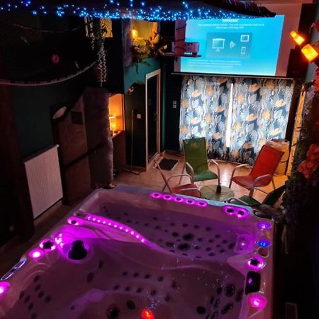 Villa Maelio Jacuzzi Sauna Et Salle De Jeux - Privatif Saint-Maurice  Exteriér fotografie